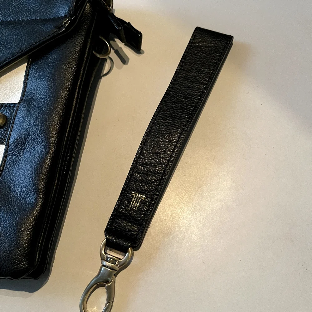 Genuine leather imported heavy quality luxurious bag - Picture 12 of 16